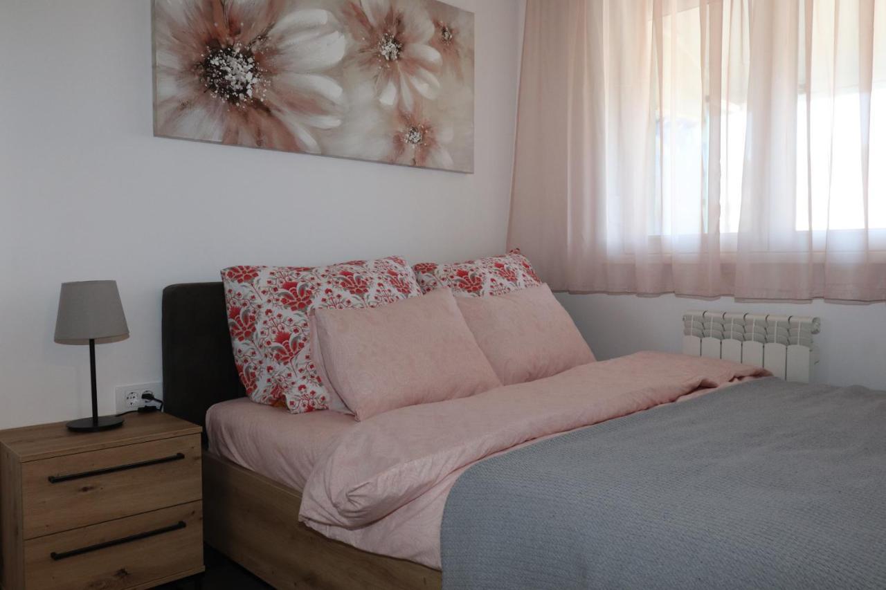 Apartman Mila 21 Belgrado Exterior foto