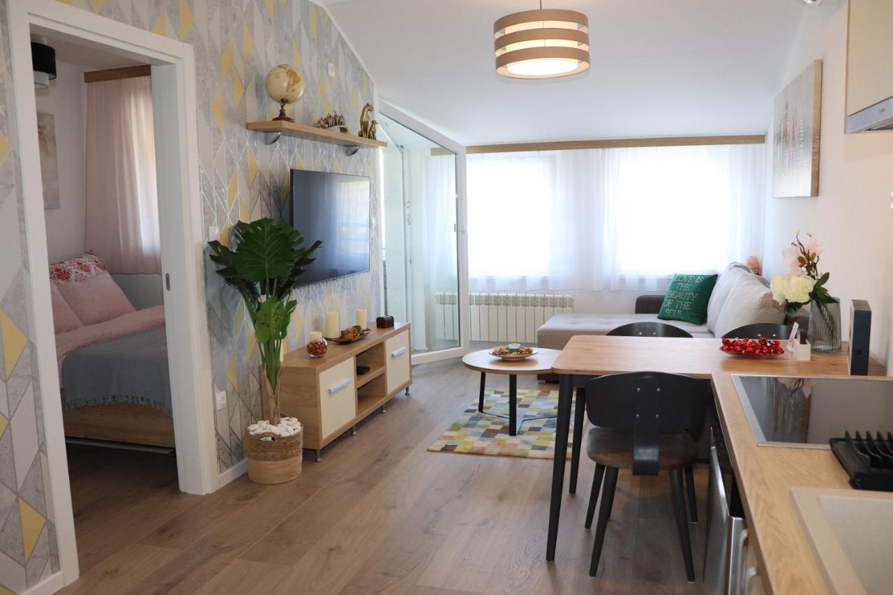 Apartman Mila 21 Belgrado Exterior foto